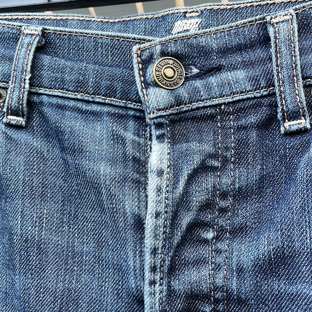 7 For all Mankind - Picture 2 of 7